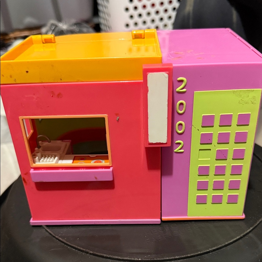 Polly pocket Colorful Dollhouse Playset with Accessories - Picture 3 of 6